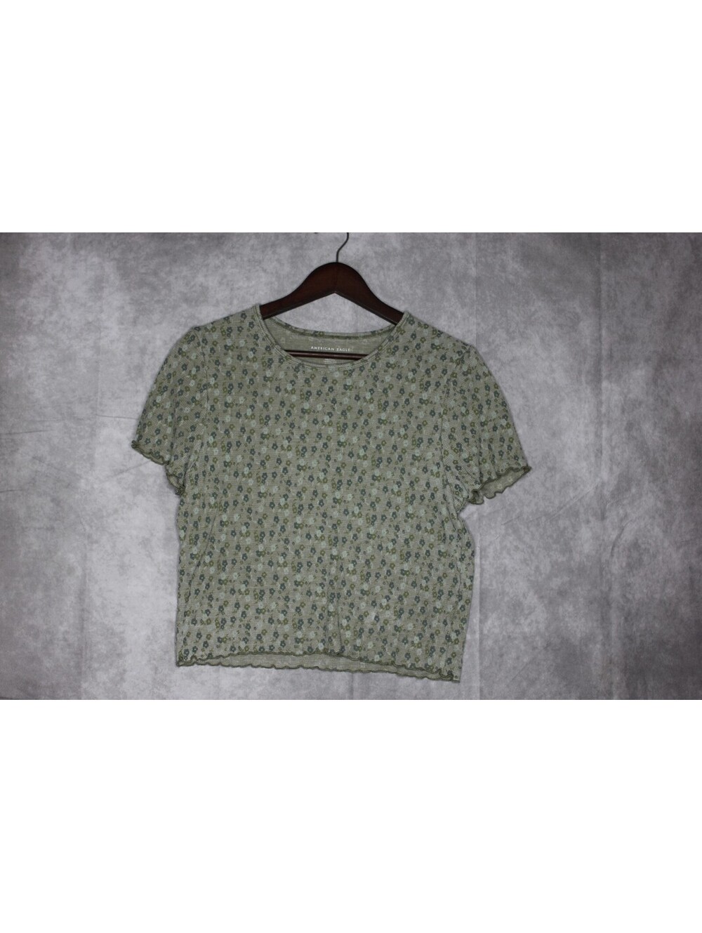 Baby Tee Floral Print American Eagle Size XL Waffle Knit Stretch